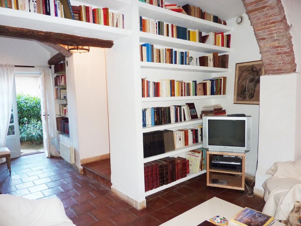 Maison Au Coeur Du Village Gassin Exteriér fotografie